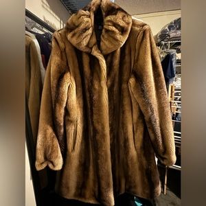 Beautiful East 5th Faux Fur Coat